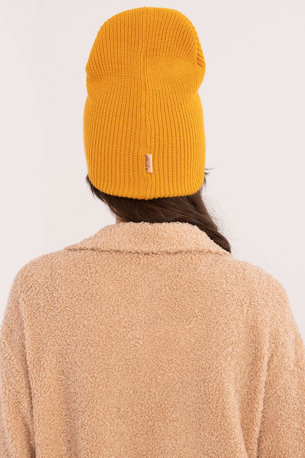   Czapka Model JK-CZ-50.25 Dark Yellow - Rue Paris 