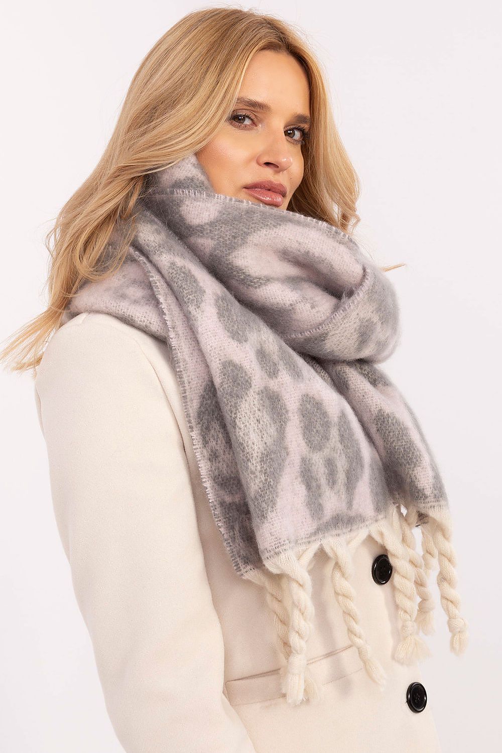   Szalik Model AT-SZ-416.99 Light Pink - AT 