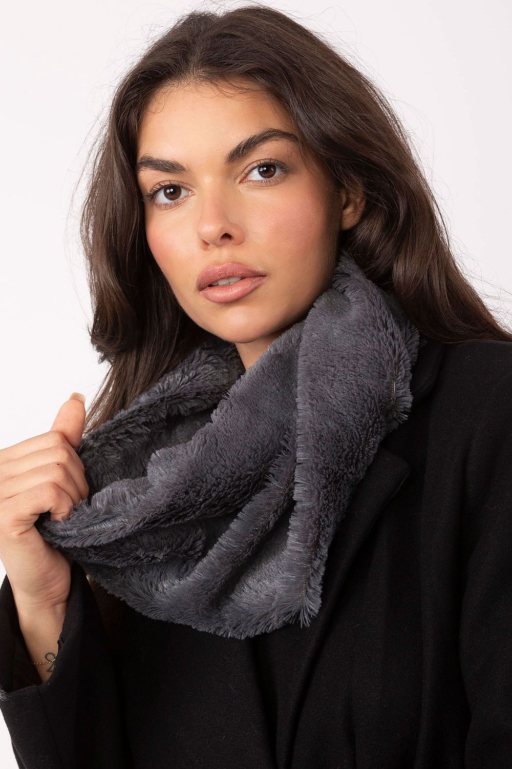   Komin Model AT-KM-ENEC-B26-1.78 Dark Grey - AT 