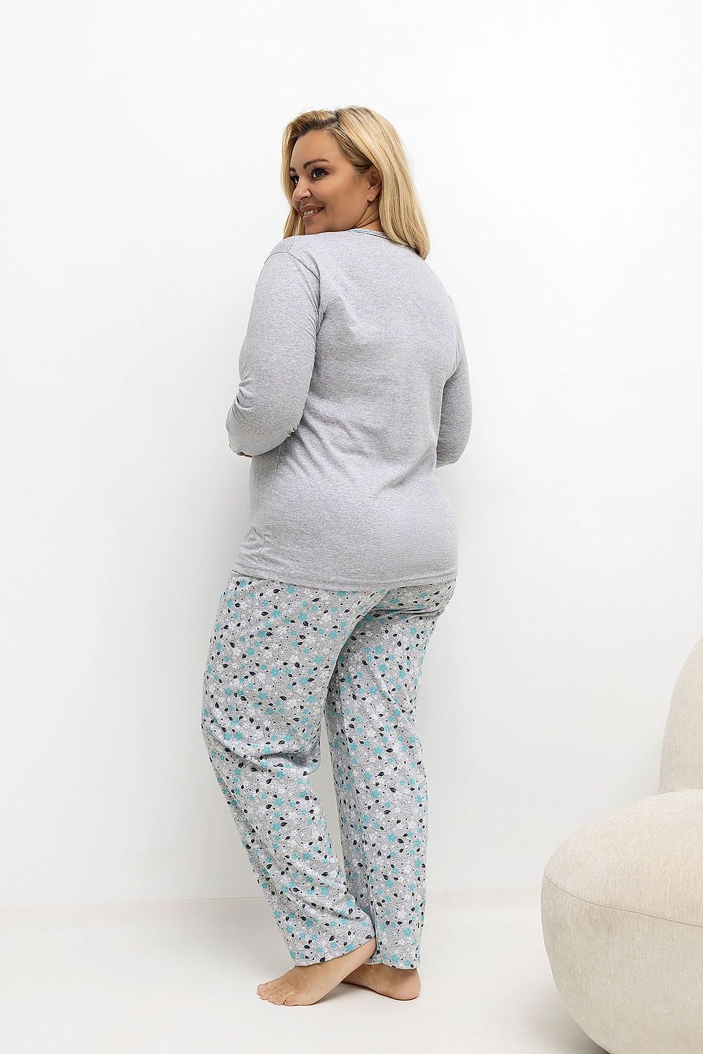   Piżama Damska Plus Size Model DU-KN-FP-502.97 Grey - Forever Pink 