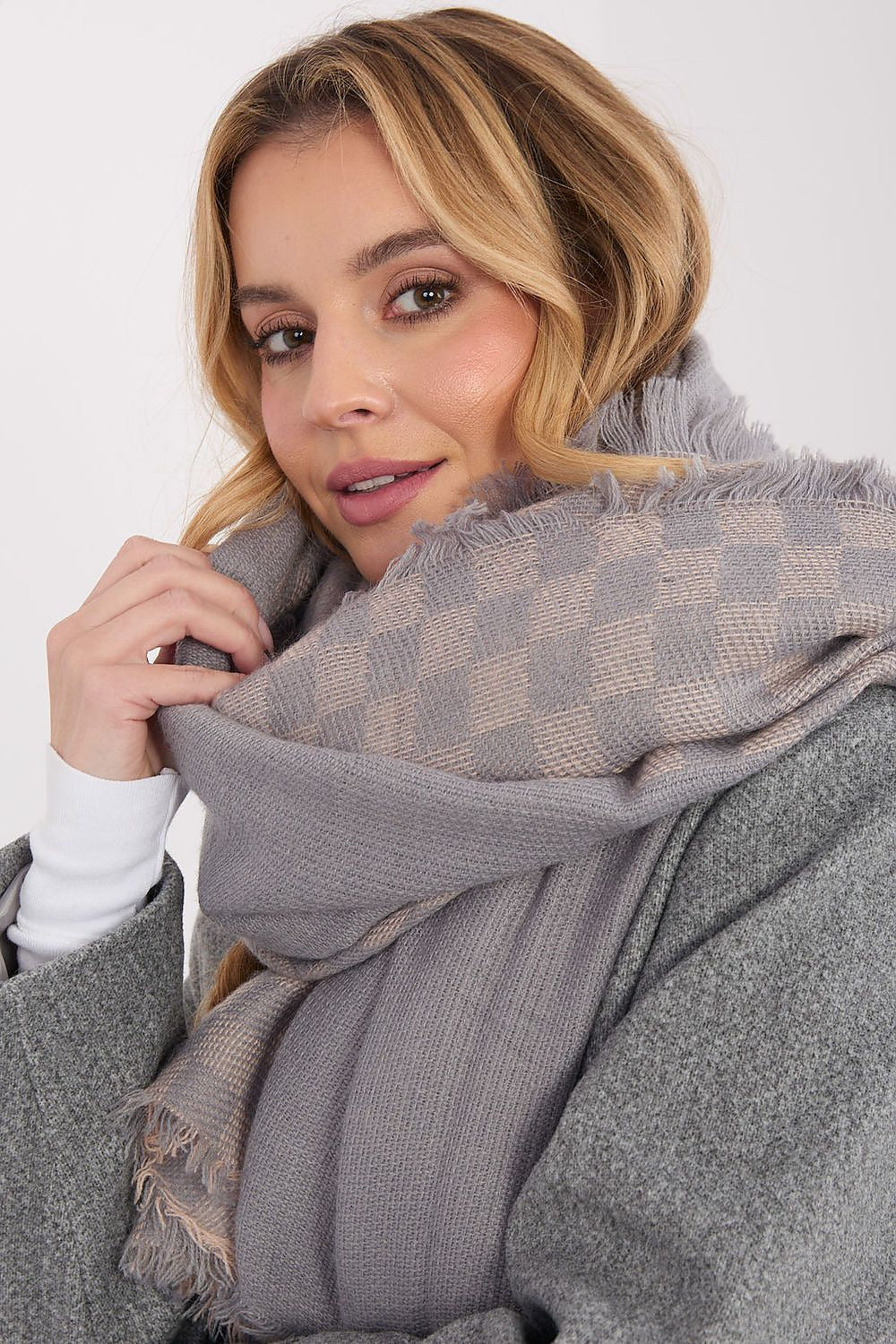   Szalik Model AT-SZ-16501.03 Grey/Pink - AT 