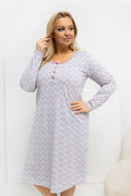   Koszula Nocna Plus Size Model DU-KN-FP-605.69 Grey - Forever Pink 