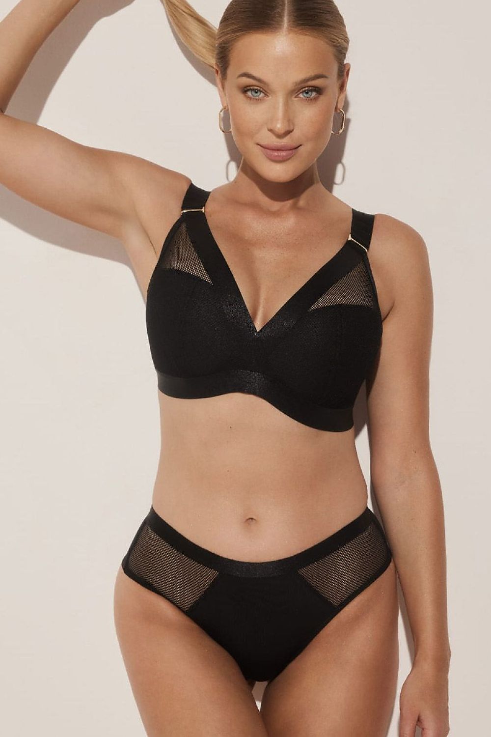  Biustonosz Soft Model Lara WB-748 181228 Black - Kinga 