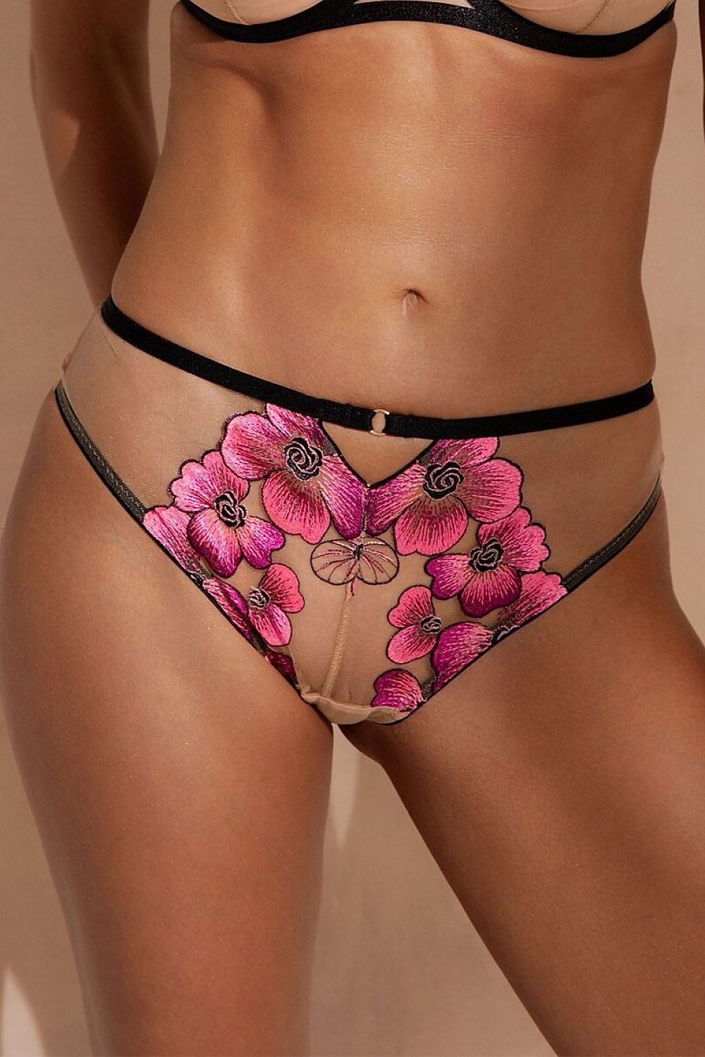  Figi Model Desert Bloom P-1256/2 238504 Pink/Black - Kinga 
