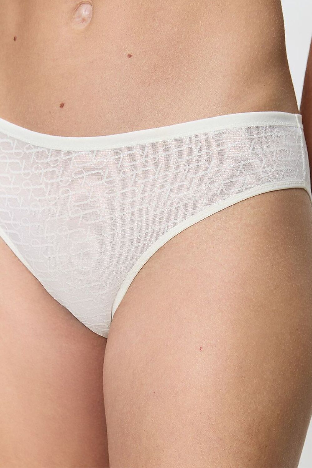  Figi Model tai Signature Sheer 10222554-1595 218019 Ecru - Triumph 