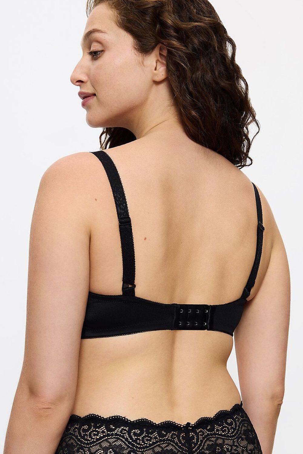  Biustonosz Soft Model Amourette 10209574-0004 196125 Black - Triumph 