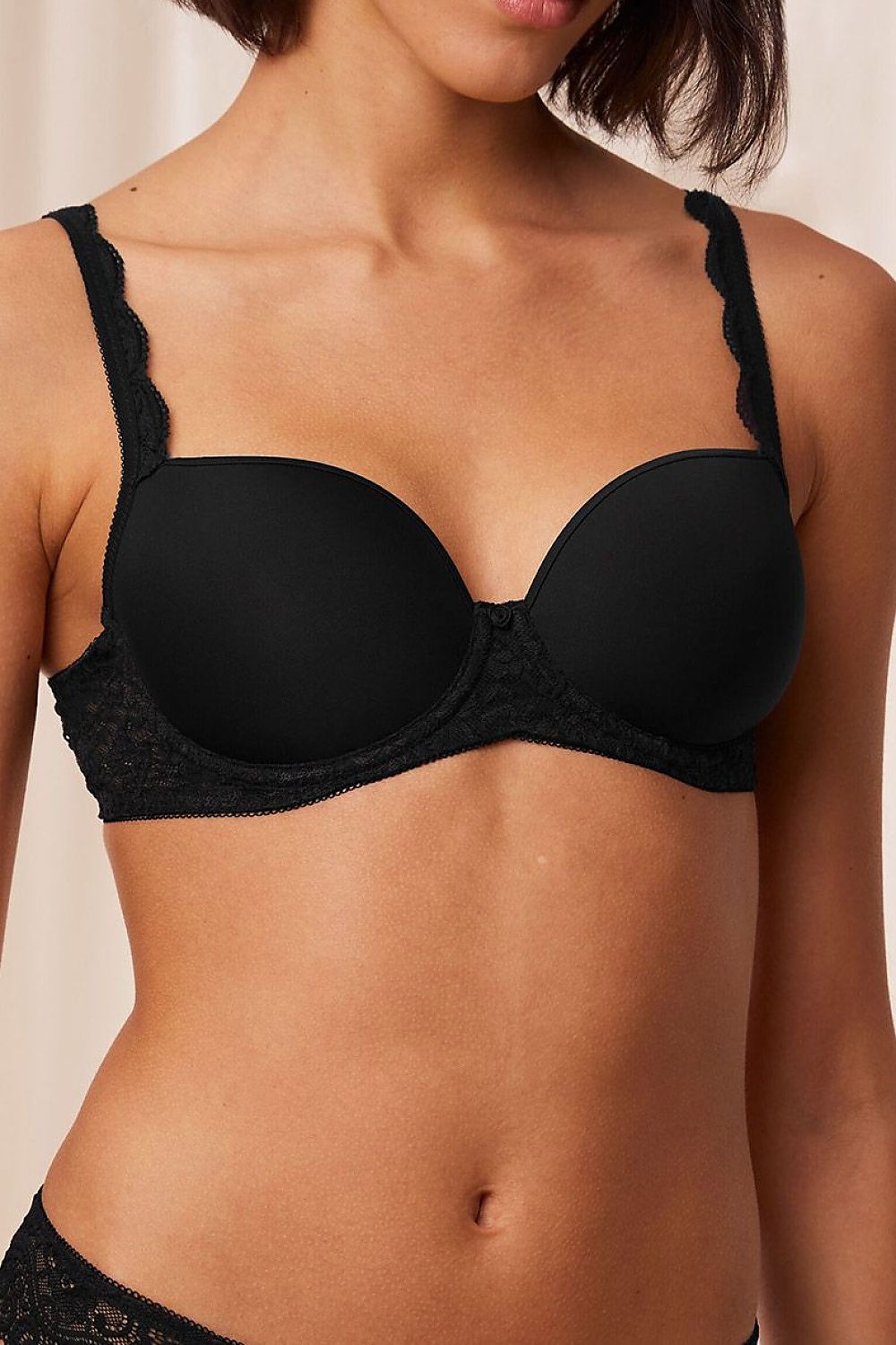  Biustonosz push up Biustonosz typu spacer Model Amourette WP 10214770-0004 190286 Black - Triumph 