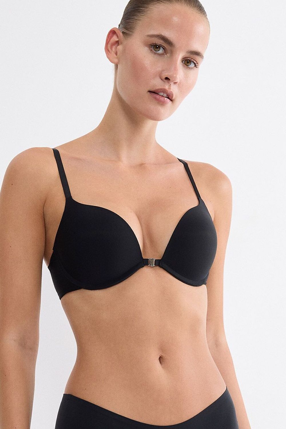  Biustonosz push up Biustonosz Push-up Model Pure Micro WHUF 10226410-0004 227602 Black - Triumph 