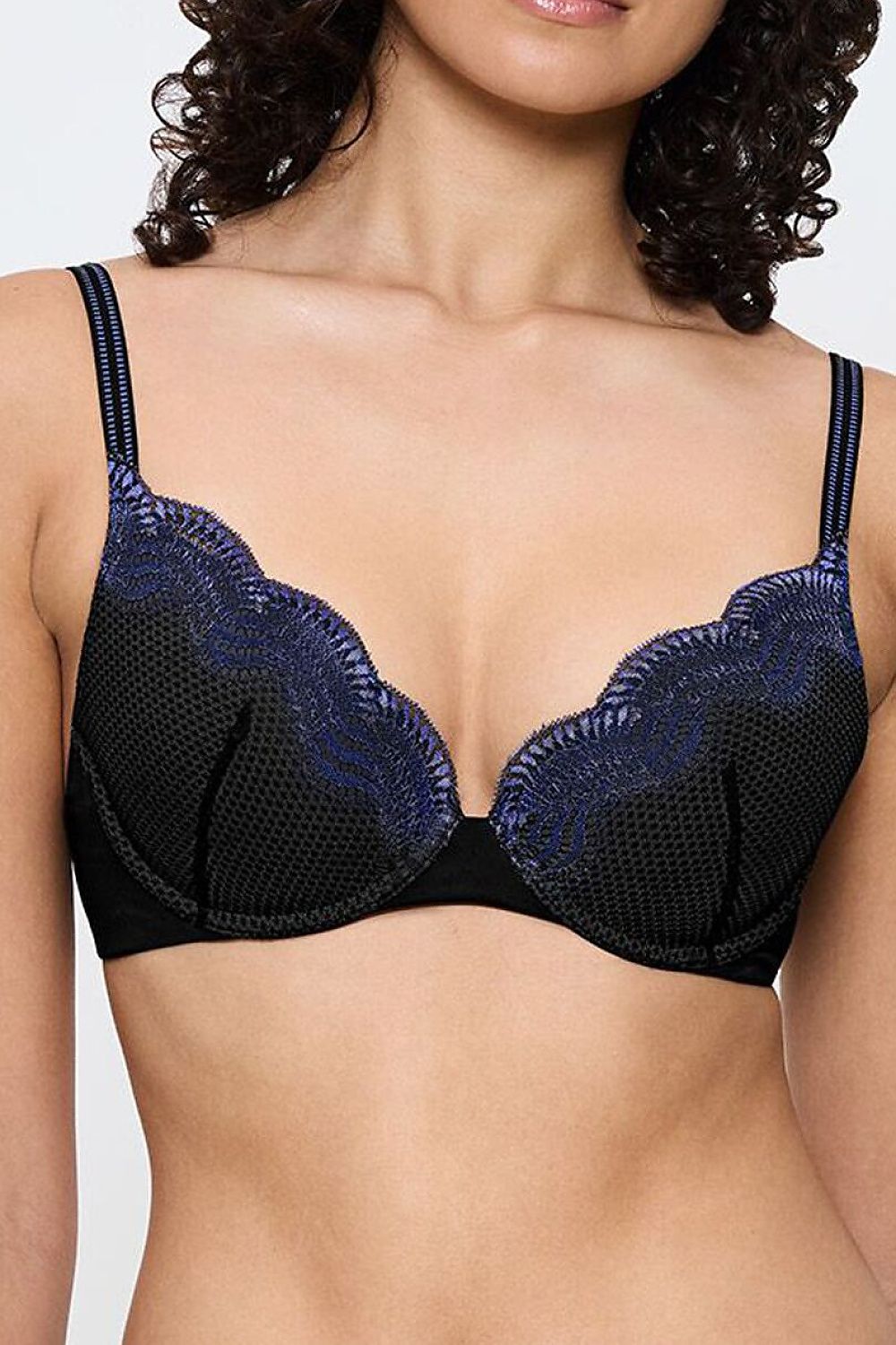  Biustonosz push up Biustonosz Push-up Model Comfort Glam WHU 10224965-0004 215844 Black/Navy - Triumph 