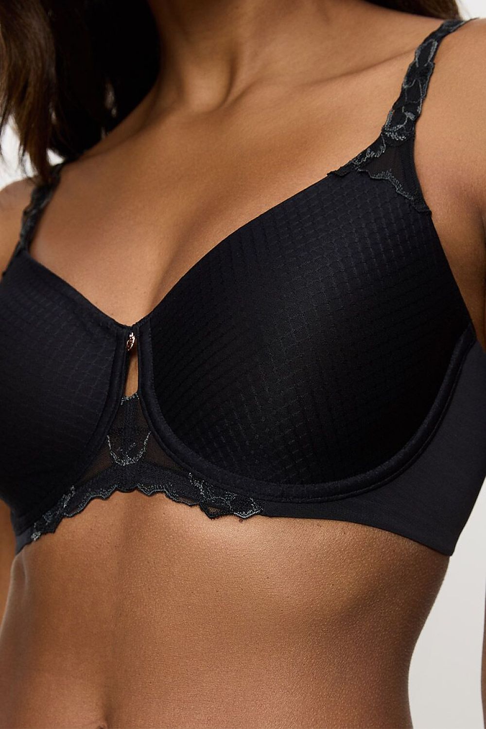  Biustonosz push up Biustonosz minimizer Model Wild Azalea Florale W01 10219852-0004 205702 Black - Triumph 