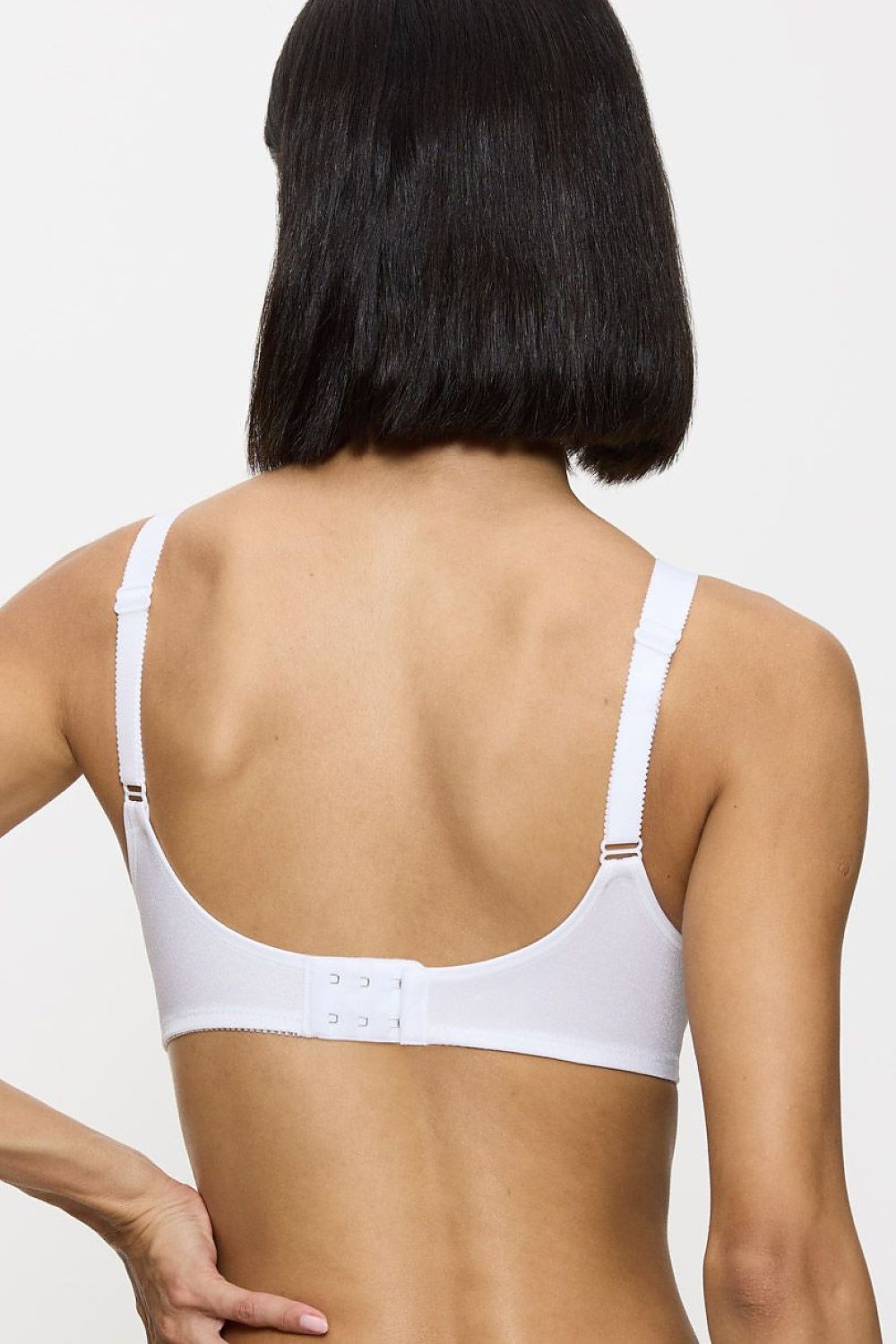  Biustonosz Soft Model Doreen Plus Cotton 01 N 10004928 38034 White - Triumph 