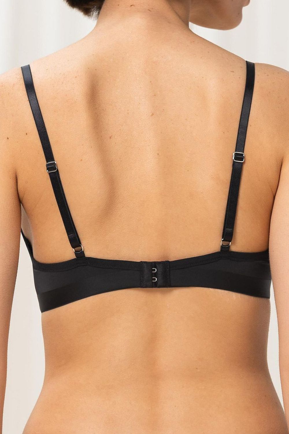  Biustonosz Soft Biustonosz Semi-Soft Model Aura Spotlight WP 10208018 158003 Black - Triumph 