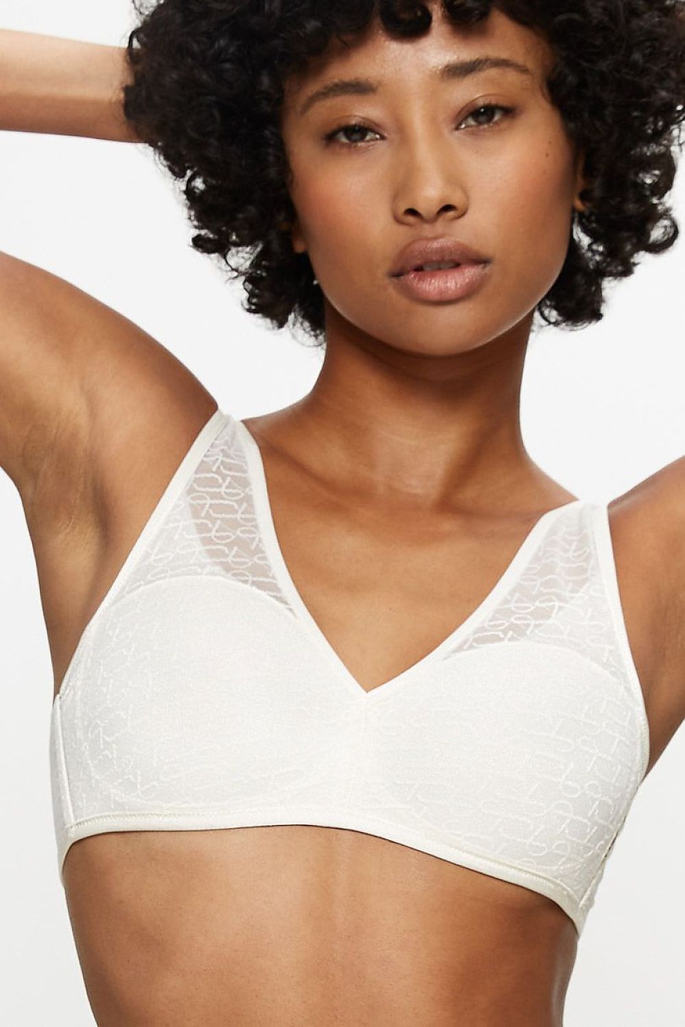  Biustonosz push up Biustonosz Usztywniany Model Signature Sheer P EX 10215909 183207 Cream - Triumph 
