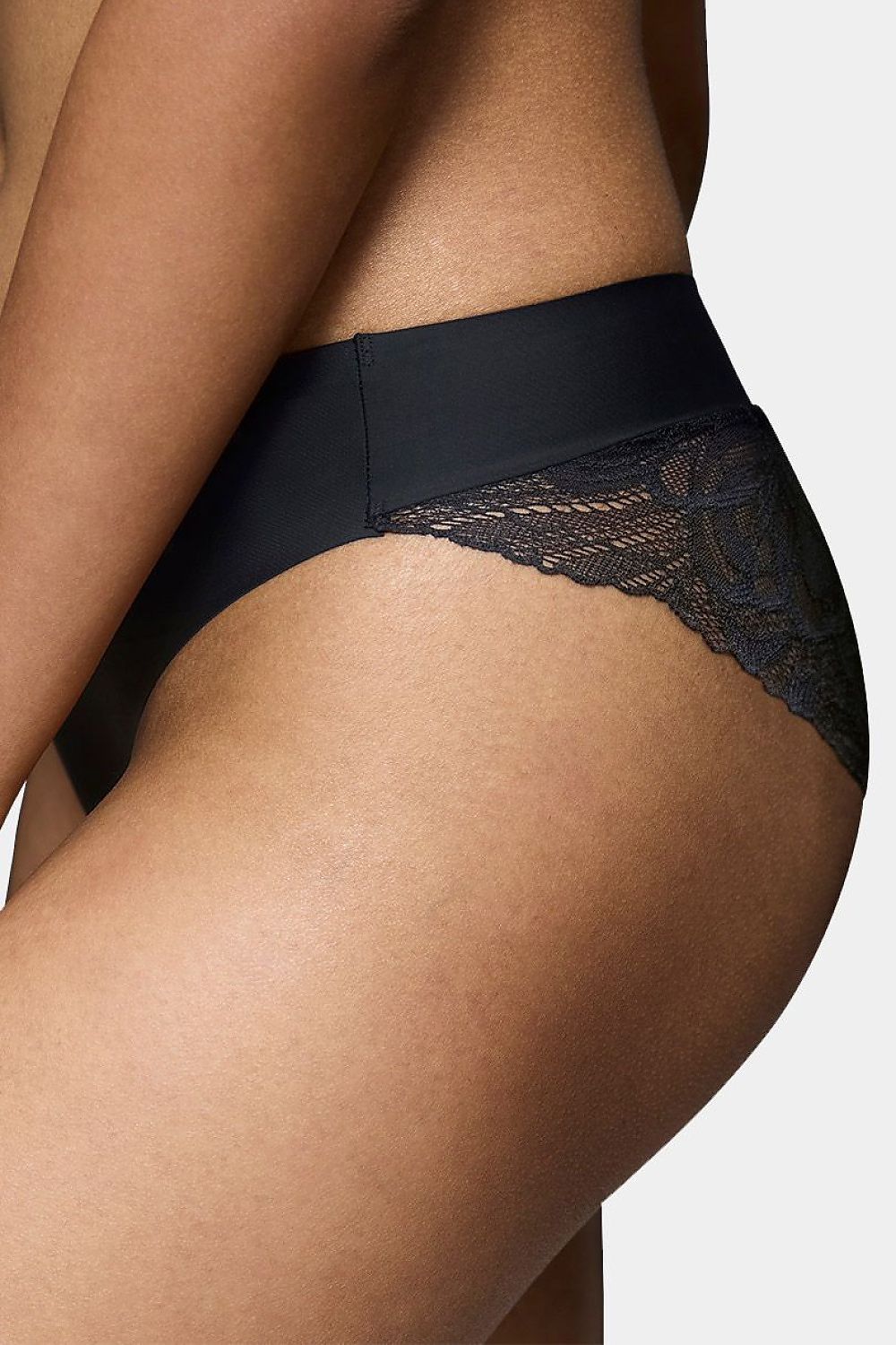  Figi Model Body Make-Up Illusion Lace Highleg Tai 10219711-0004 190977 Black - Triumph 
