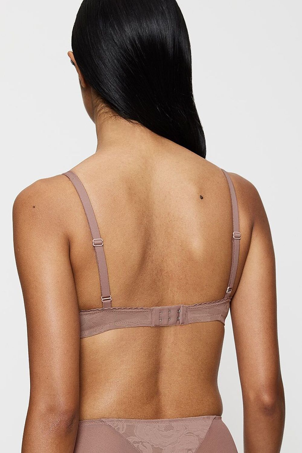  Biustonosz push up Biustonosz Modelujący Model Wild Rose Sensation 10205990-00ZE 225957 Cacao - Triumph 