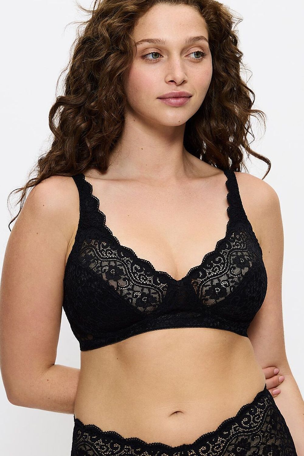  Biustonosz Soft Model Amourette 10210704-0004 226404 Black - Triumph 