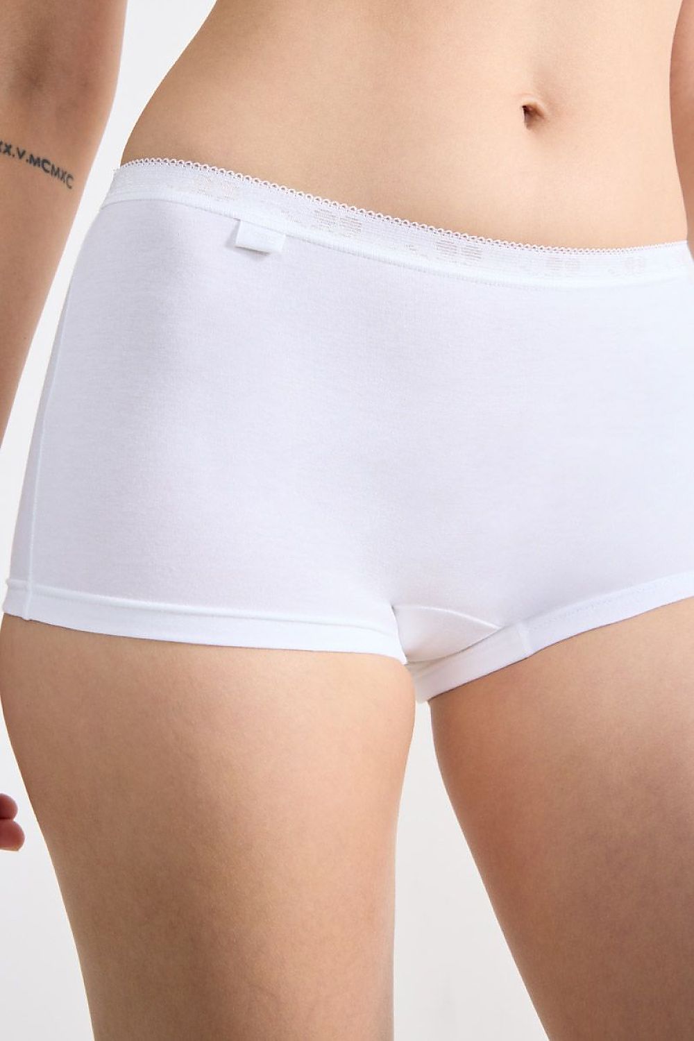  Szorty Model Basic 10189218 112531 White - Sloggi 