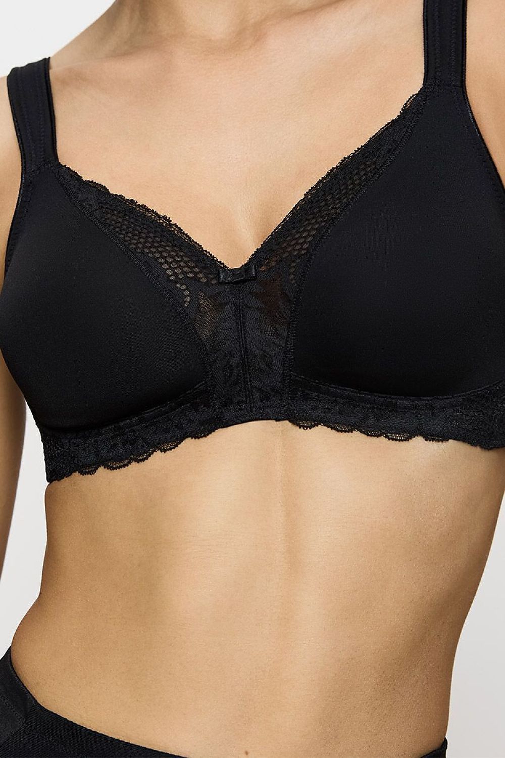  Biustonosz Soft Model Modern Lace+Cotton N 10207539-0004 232075 Black - Triumph 