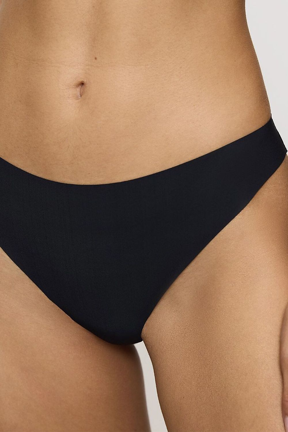  Stringi Model Pretty Micro 10222212-0004 225942 Black - Triumph 