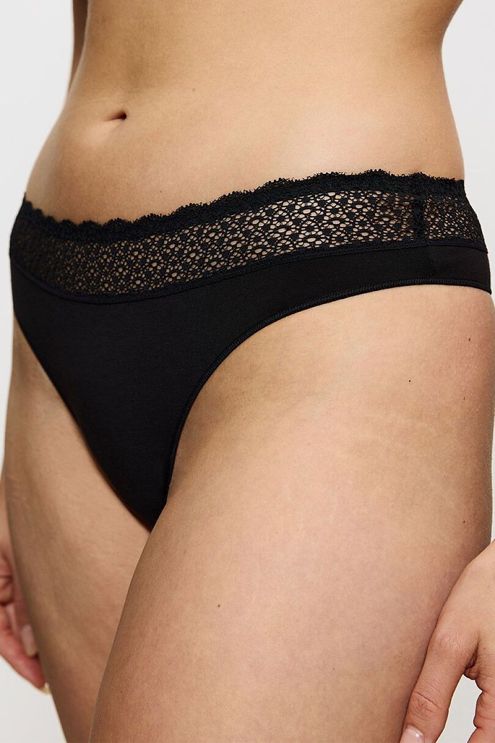  Komplet Stringi Feel of Modal 10223726-0004 195616 Black - Triumph 