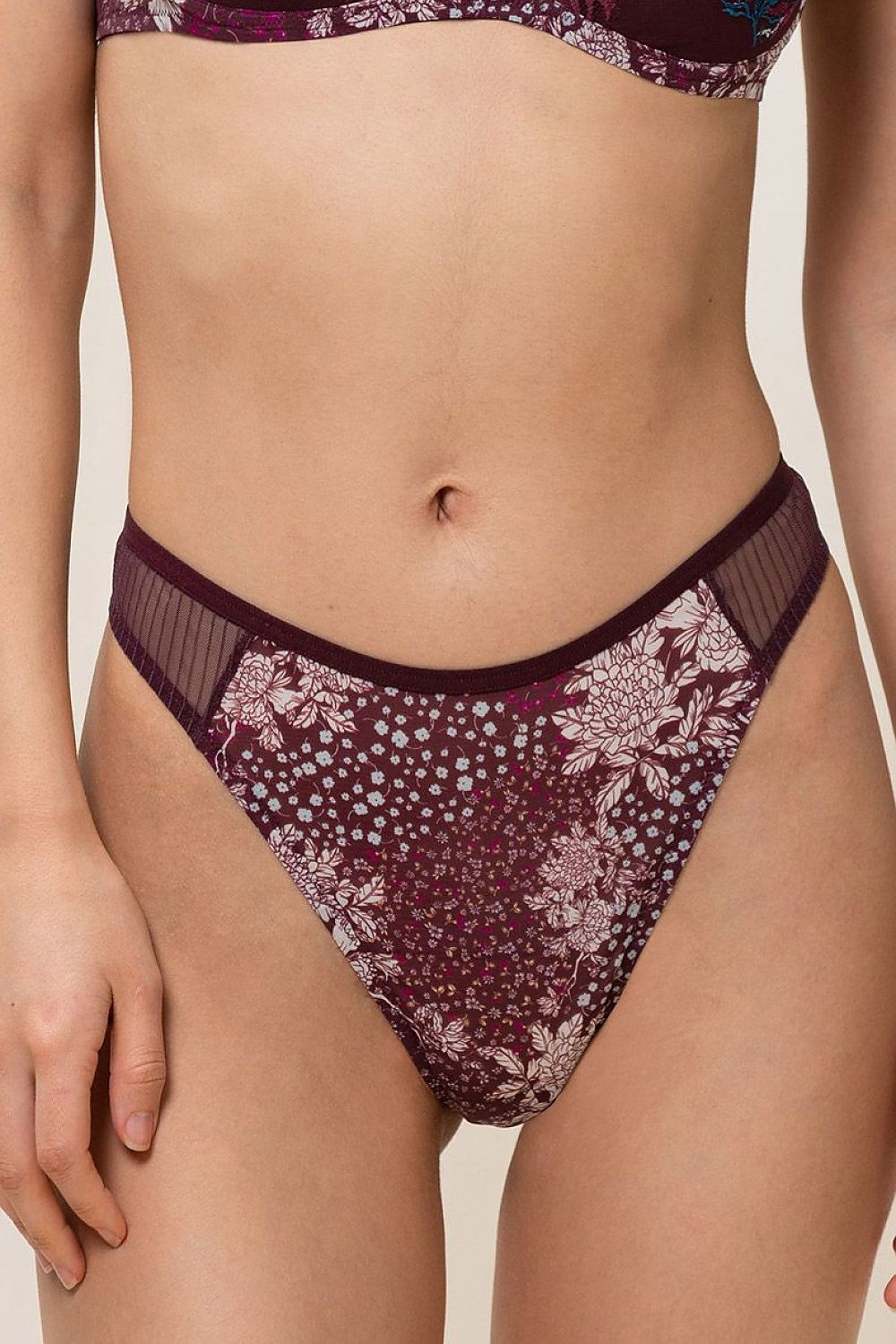  Stringi Model Lavish Spotlight High Waist 10213117 166215 Śliwka - Triumph 