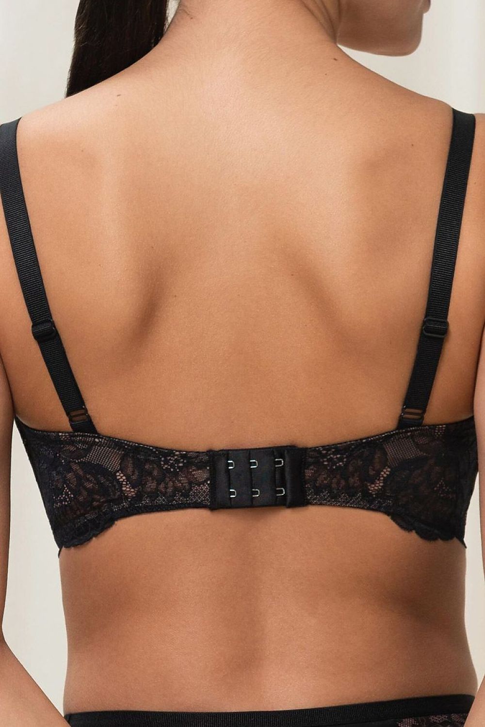  Biustonosz push up Biustonosz Usztywniany Model Amourette Charm P 10201694 189268 Black - Triumph 