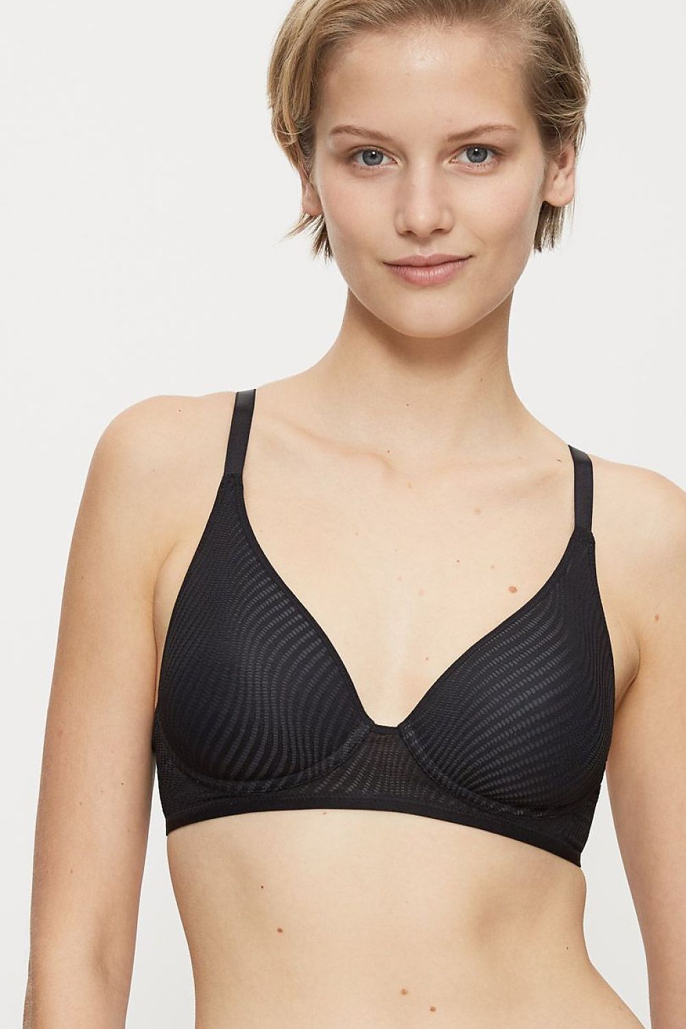  Biustonosz push up Biustonosz Usztywniany Model Harmony Spotlight P EX 10217428 Black - Triumph 