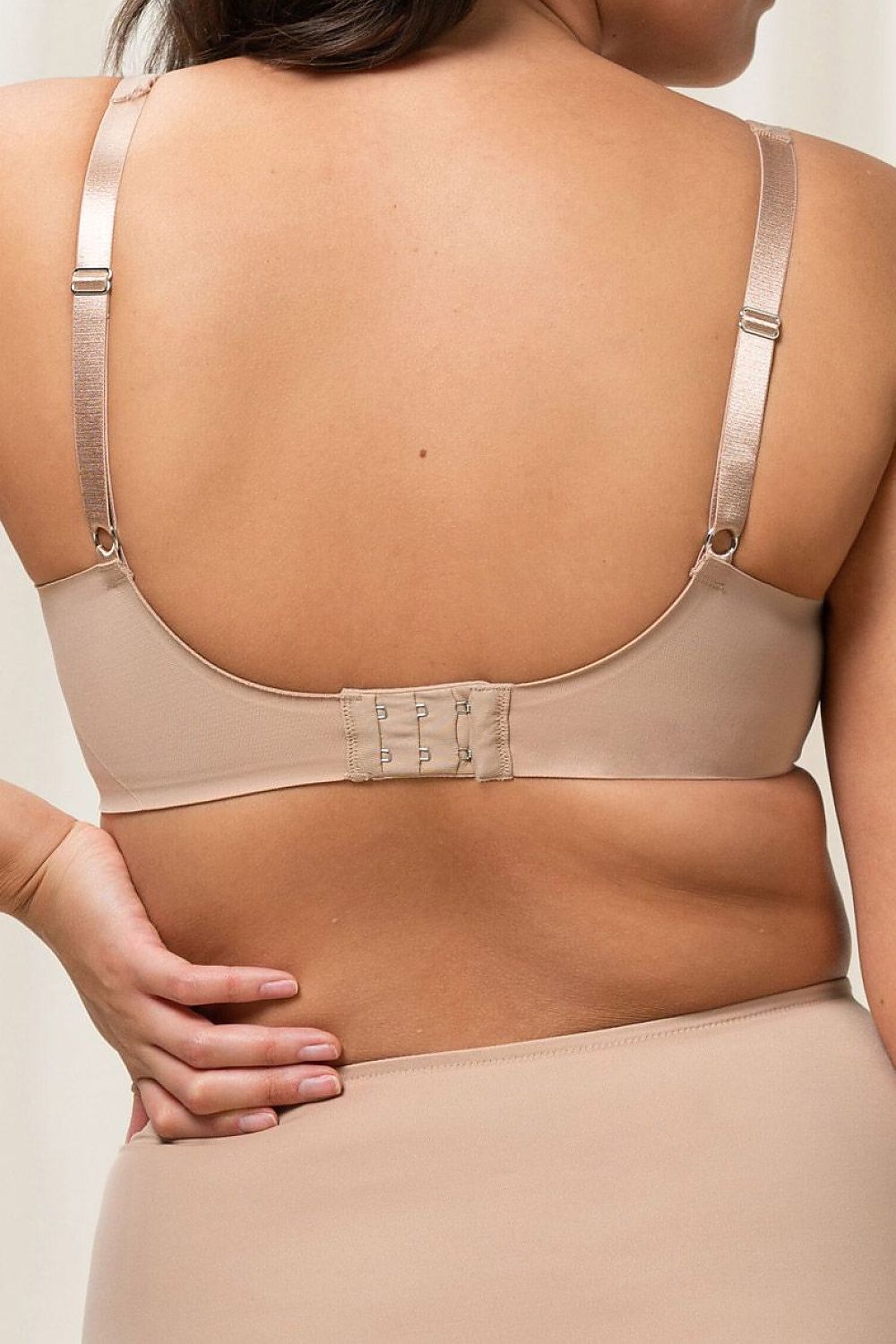  Biustonosz Soft Model True Shape Sensation N01 10207952 181087 Light Beige - Triumph 