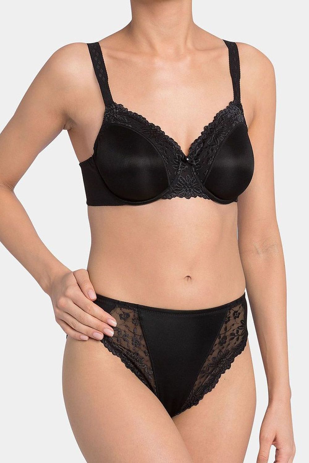  Biustonosz Soft Model Ladyform Soft W X 10166306 163339 Black - Triumph 