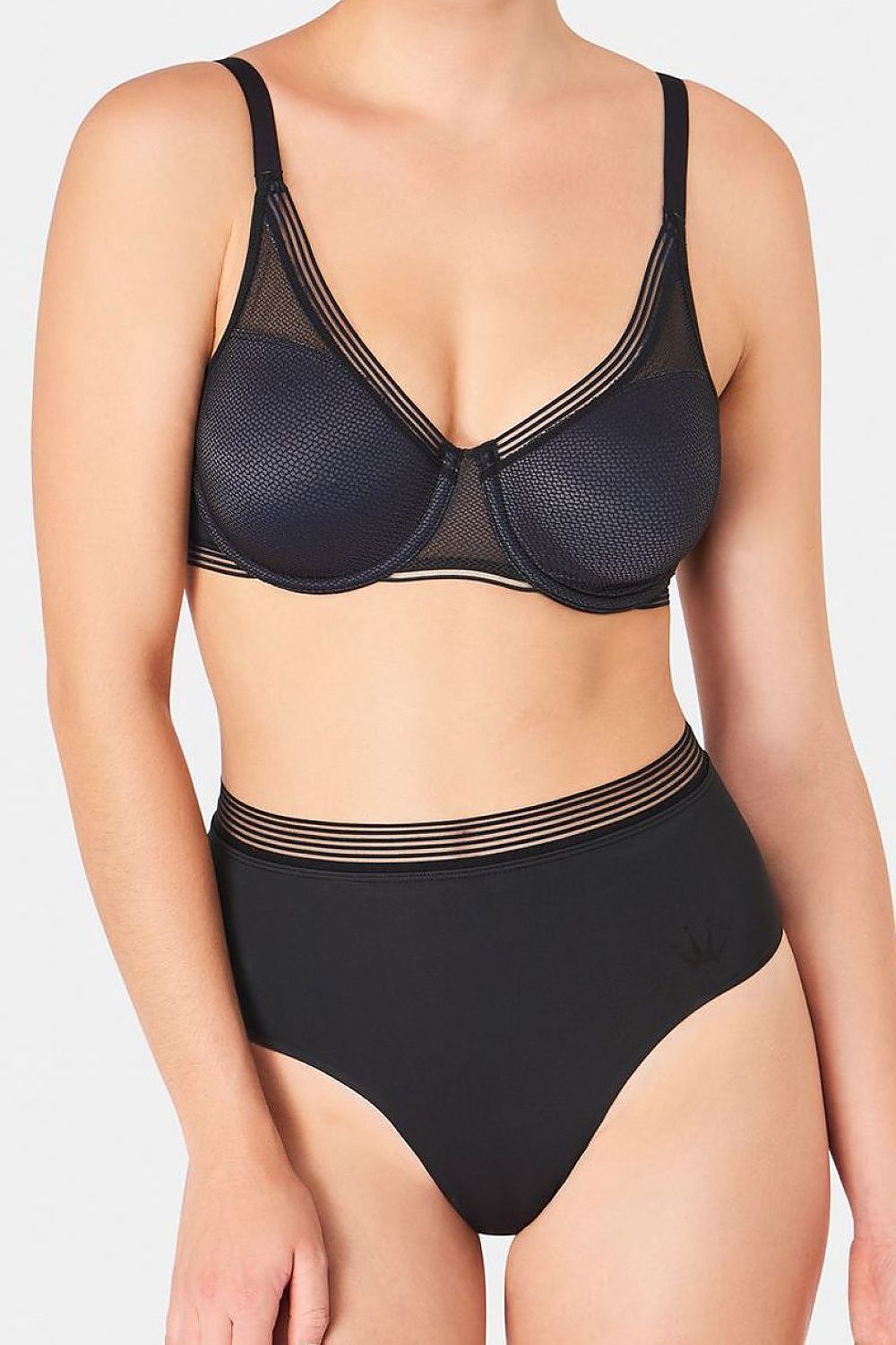 Biustonosz Soft Model Infinite Sensation W01 10190474 159620 Black - Triumph 