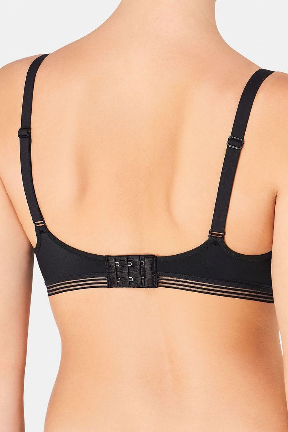  Biustonosz Soft Model Infinite Sensation W01 10190474 159620 Black - Triumph 