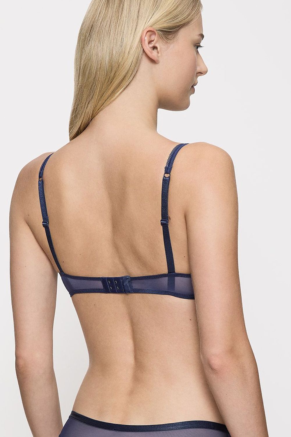   Biustonosz Soft Balkonetka Model Delightful Spotlight W 10219854-7064 191074 Navy - Triumph 