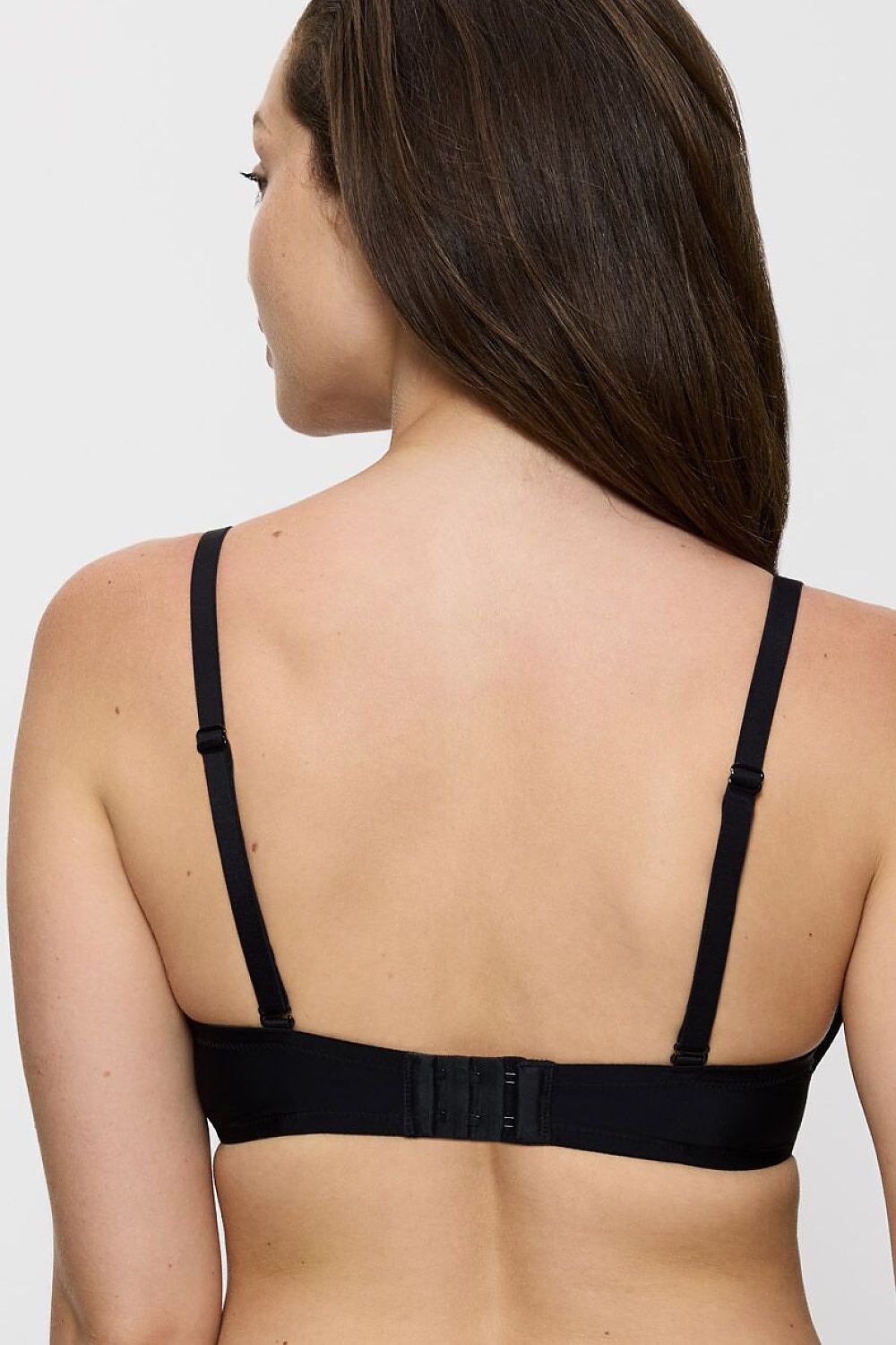 Biustonosz push up Biustonosz Usztywniany Model Lovely Micro WHPM 10186625 187495 Black - Triumph 