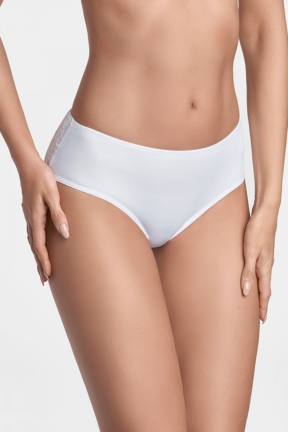  Figi Model 030 White - Ewana 